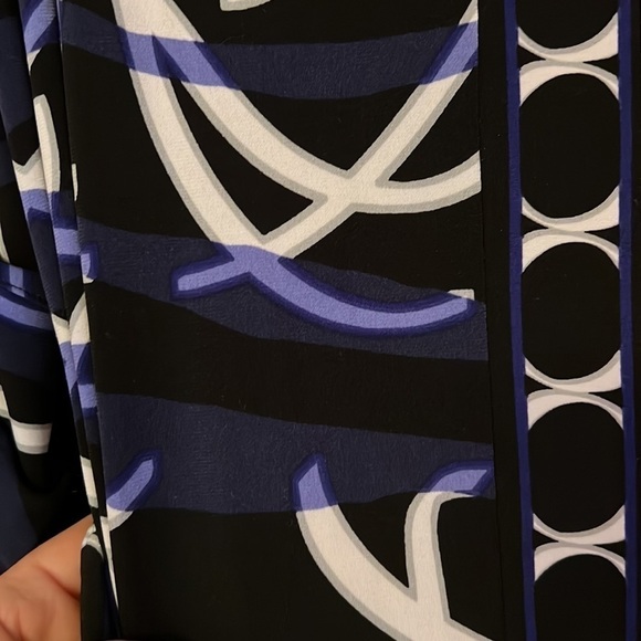 AXCESS Black/Blue/Gray/White Design Deep V-Neck Dress w/Tie Belt, Sz Large, EUC. - Picture 9 of 10